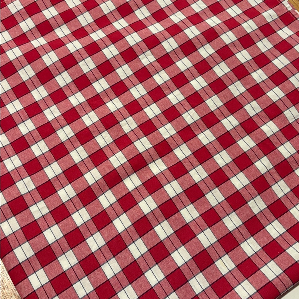Longaberger Tablecloth in Picnic Plaid Red White Blue excellent condition - Picture 6 of 9
